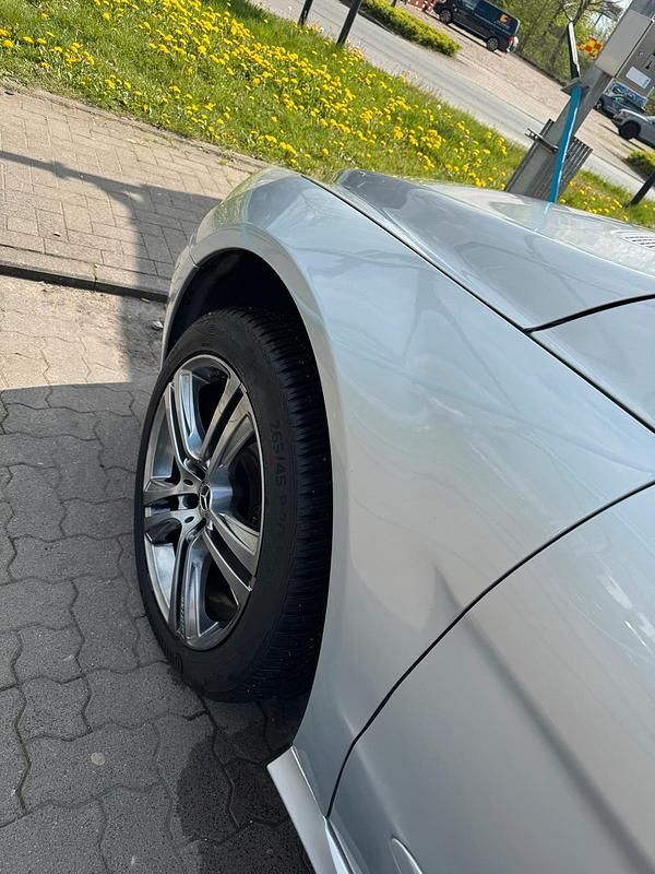 Gebraucht Mercedes R280 190 PS (139 kW) 2008 Silber Van / Kleinbus