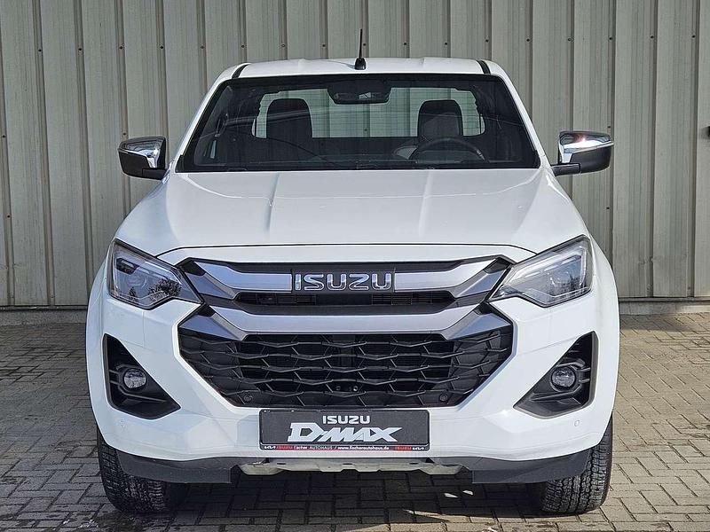 Neu Isuzu D-Max 163 PS (119 kW) 2026 Splash white Abholung