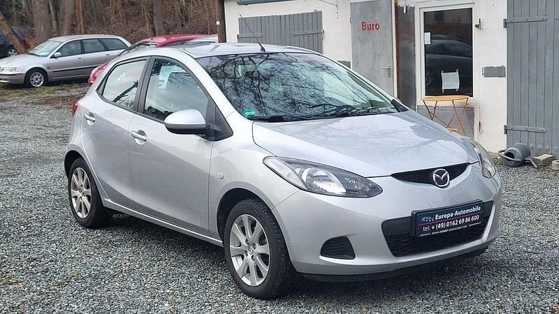 Second-hand Mazda 2 Independence 86 CP (63 kW) 2010 Argintiu Hatchback