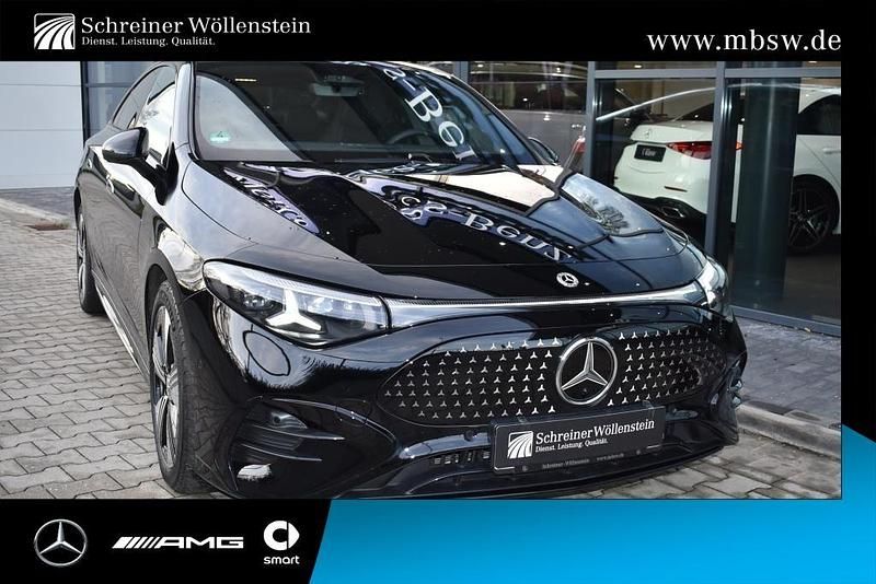 Schwarz Gebraucht 2025 Mercedes CLA 250+ AMG Limousine | 58.362 € (Fairer Preis) - Bild 1/4