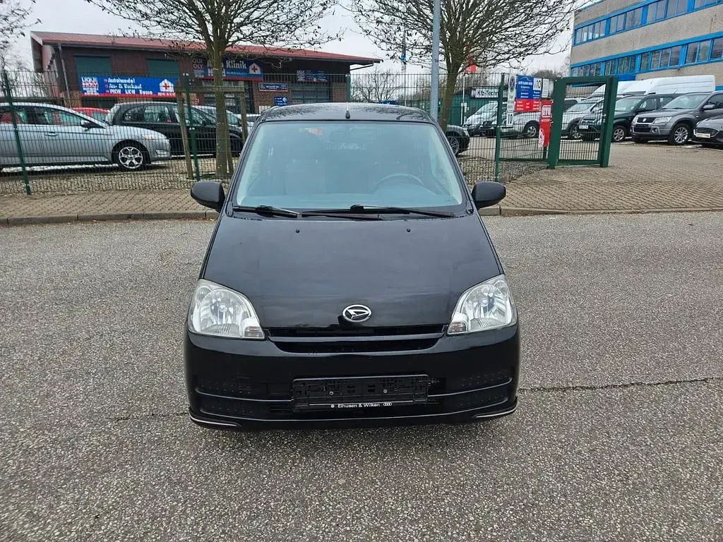 Gebraucht Daihatsu Cuore Plus 58 PS (42 kW) 2006 Schwarz Kleinwagen
