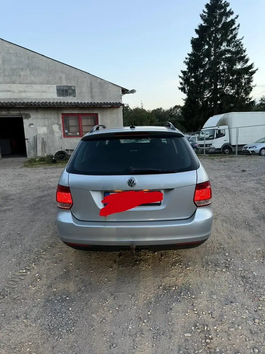 Gebraucht VW Golf V 105 PS (77 kW) 2008 Silber Kombi