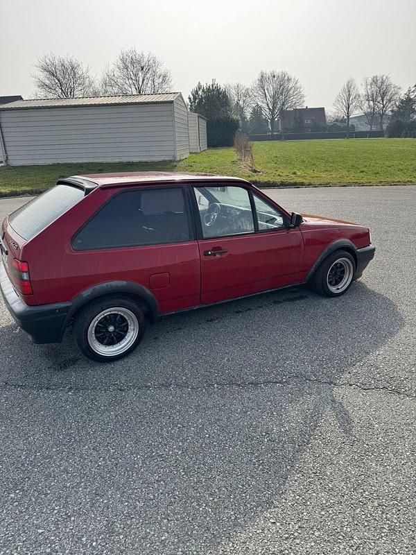 Gebraucht VW Polo 54 PS (39 kW) 1991 Rot Coupé