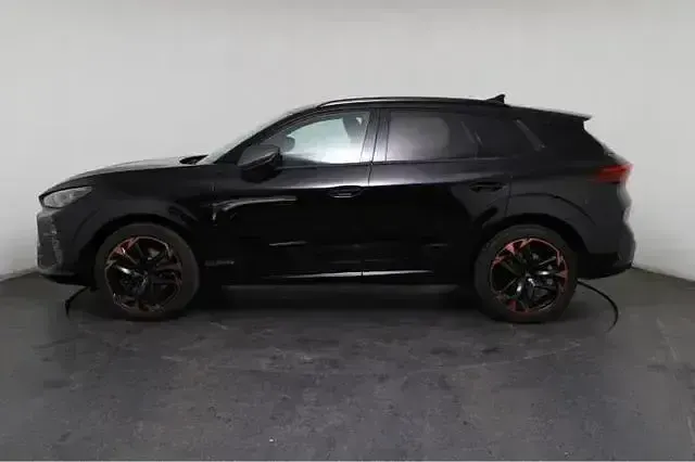 Neu Cupra Terramar VZ 265 PS (194 kW) 2025 Schwarz SUV