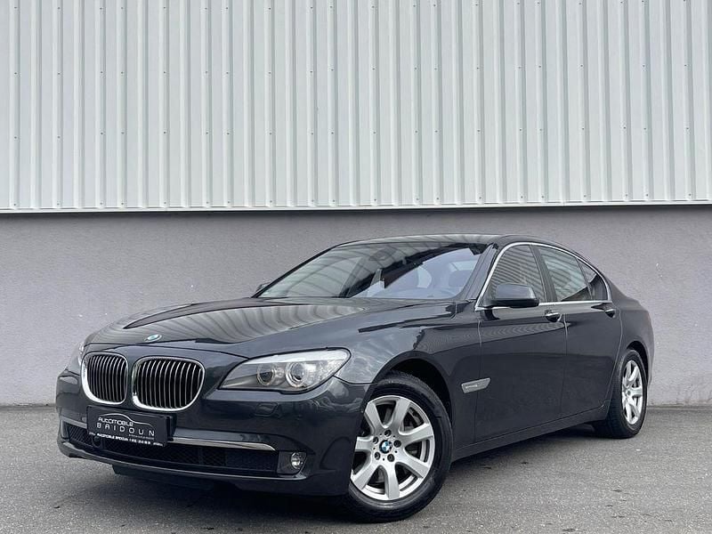 Grau Gebraucht 2009 BMW 730 Limousine | 16.990 € (Etwas zu teuer) - Bild 1/4