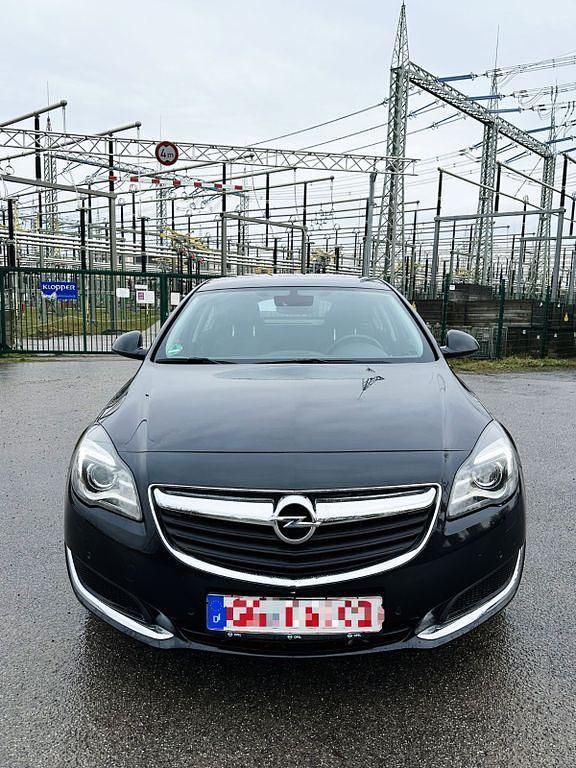 Gebraucht Opel Insignia Edition 120 PS (88 kW) 2016 Schwarz Limousine
