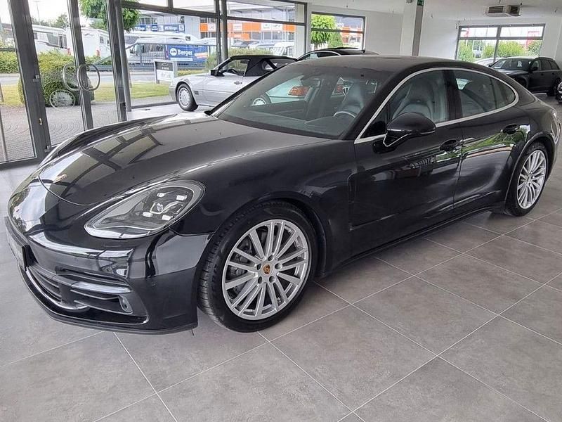Gebraucht Porsche Panamera 4S 441 PS (324 kW) 2020 Schwarz Limousine