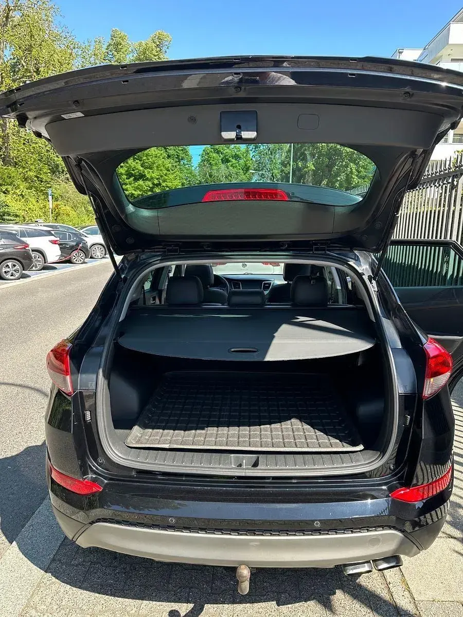 Gebraucht Hyundai Tucson Turbo 177 PS (130 kW) 2018 Schwarz SUV