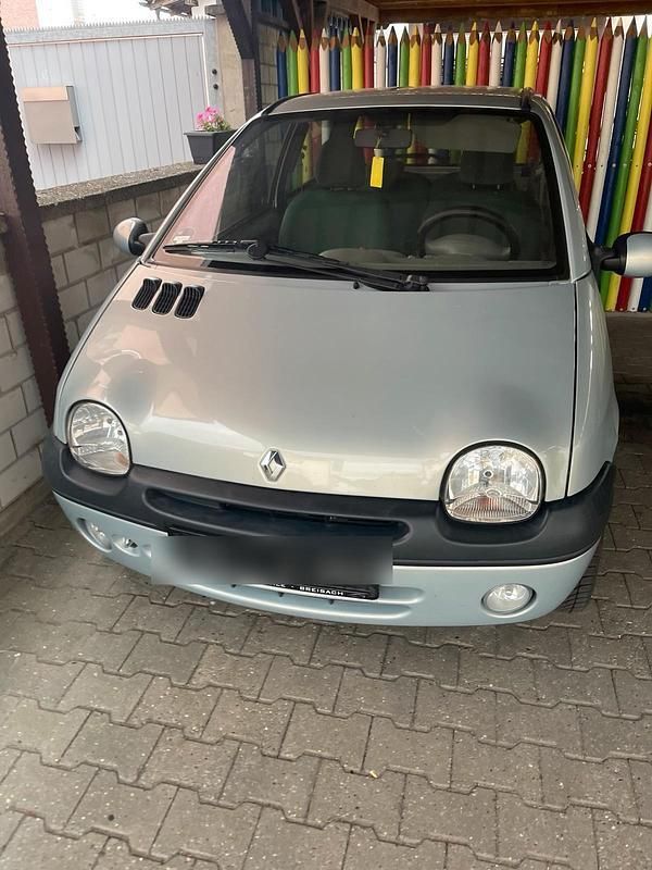 Silber Gebraucht 2001 Renault Twingo Kleinwagen | 2.000 € - Bild 1/4