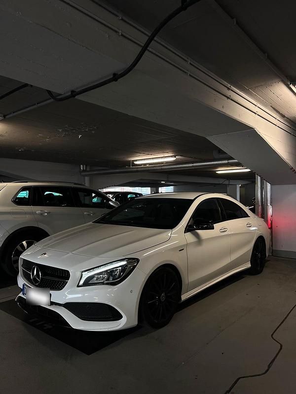 Gebraucht Mercedes CLA200 156 PS (114 kW) 2018 Weiß Coupé