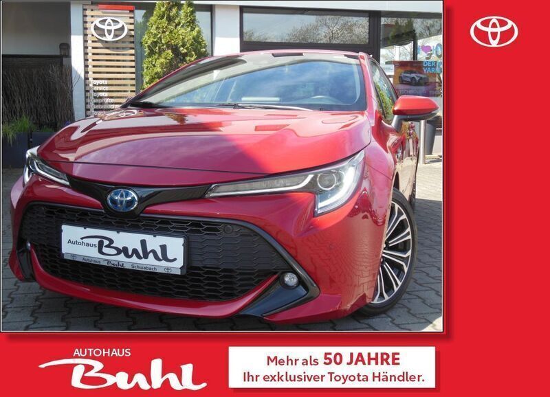 Rot Gebraucht 2019 Toyota Corolla Club Limousine | 20.864 € (Fairer Preis) - Bild 1/4