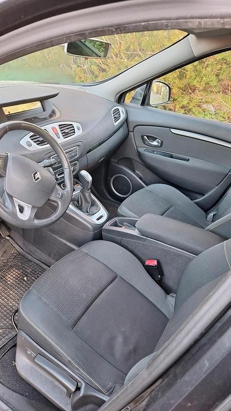 Gebraucht Renault Mégane 140 PS (102 kW) 2009 Grau Limousine