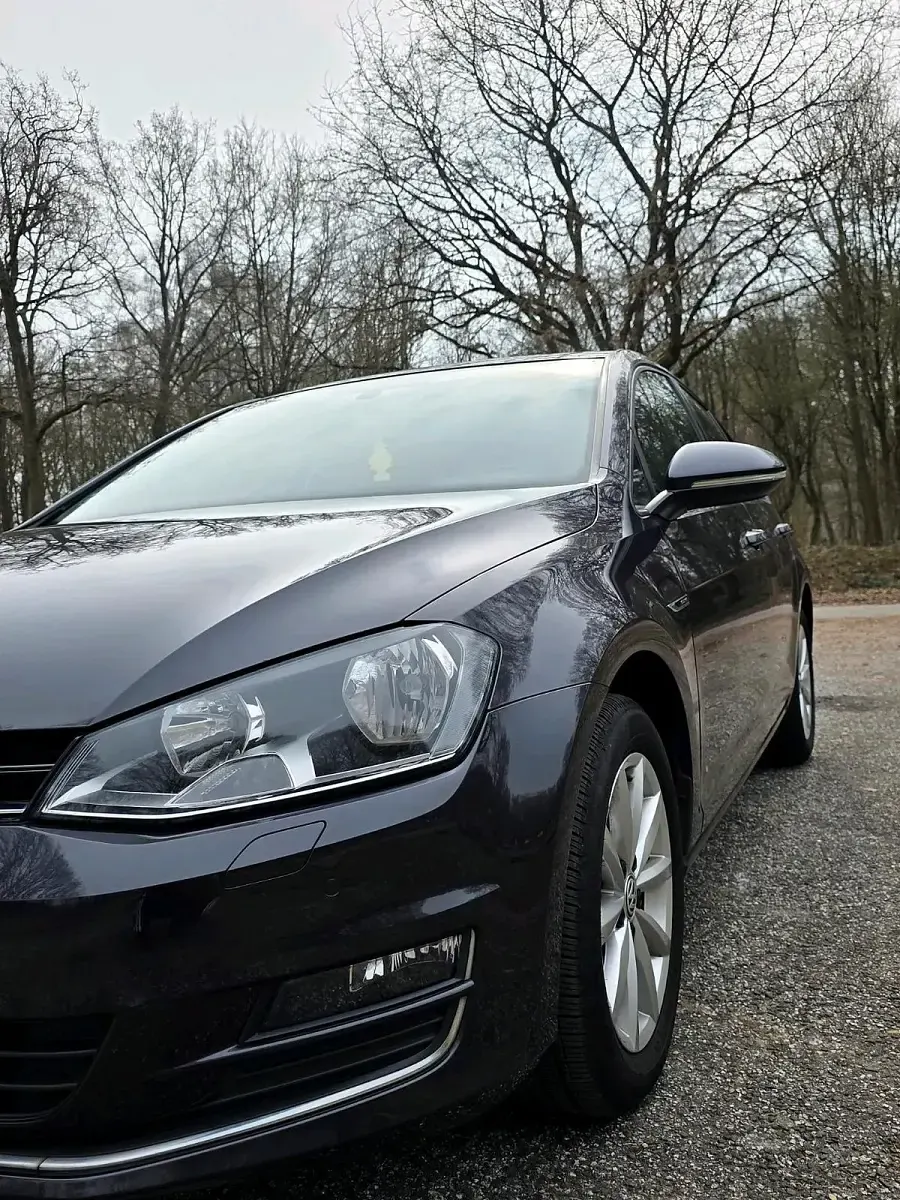 Gebraucht VW Golf VII LOUNGE 86 PS (63 kW) 2015 Grau Limousine