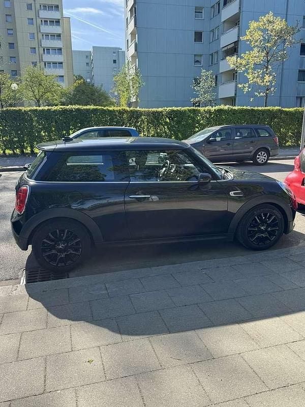 Second-hand Mini ONE 102 CP (75 kW) 2019 Hatchback