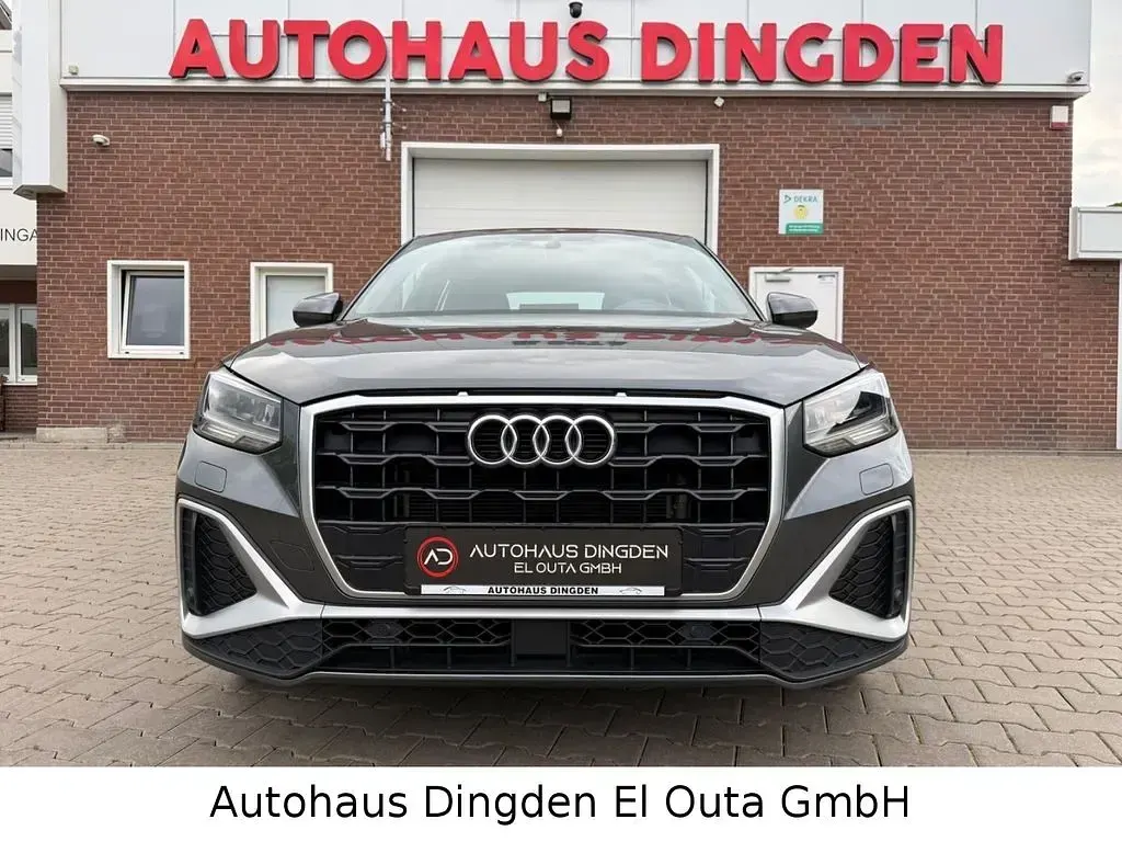 Gebraucht Audi Q2 S-Line 150 PS (110 kW) 2022 Grau SUV