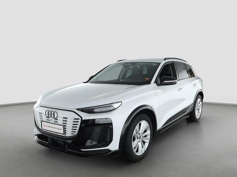 Gebraucht Audi Q6 e-tron S-Line 225 kW (306 PS) 2025 Gletscherweiß SUV