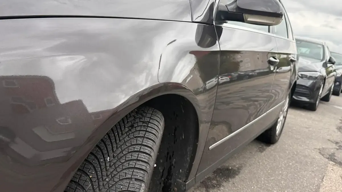 Gebraucht VW Passat 140 PS (102 kW) 2009 Braun Kombi