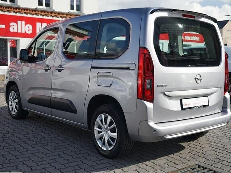 Usata Opel Combo 2022 Grigio Monovolume