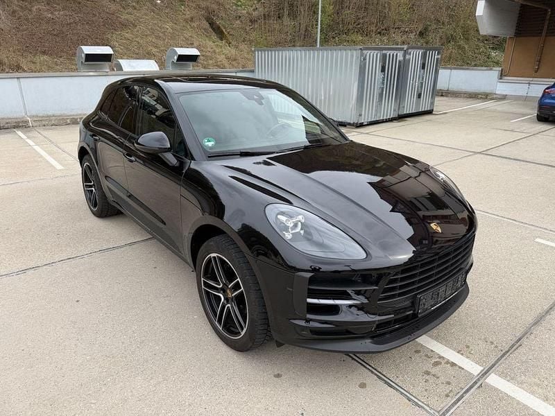 Gebraucht Porsche Macan 245 PS (180 kW) 2019 Schwarz SUV