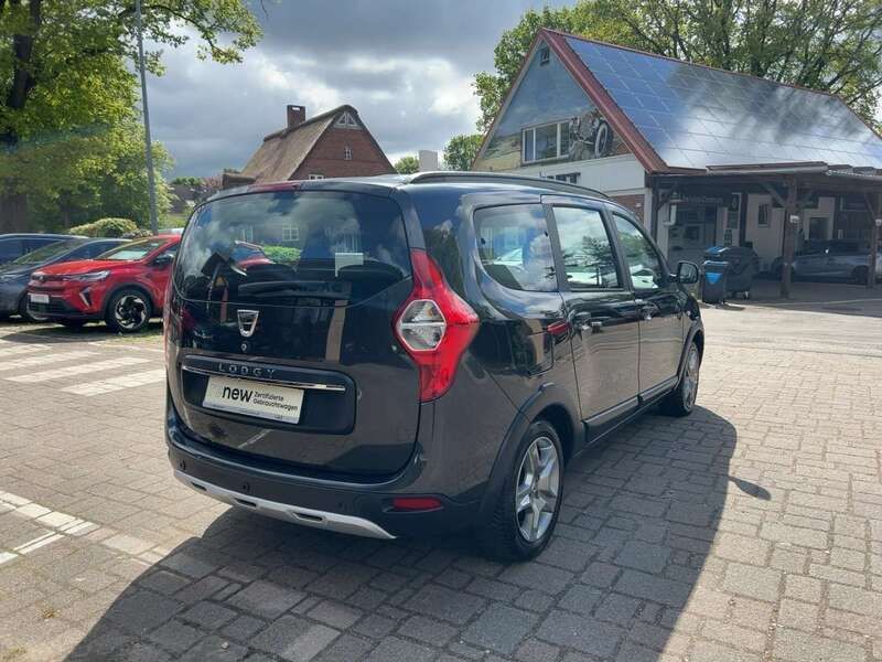 Gebraucht Dacia Lodgy Stepway 131 PS (96 kW) 2022 Grau Van / Kleinbus