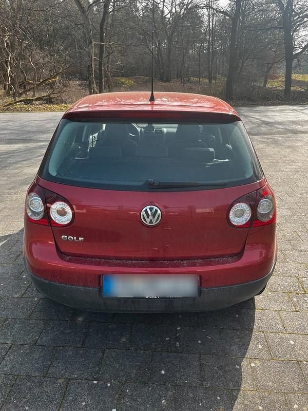 Gebraucht VW Golf VI 80 PS (58 kW) 2008 Rot Kleinwagen