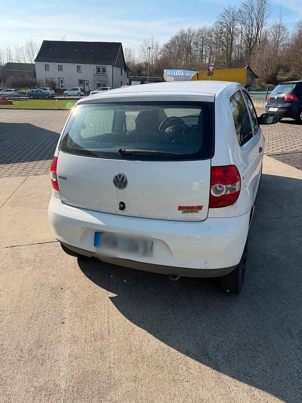 Gebraucht VW Fox 55 PS (40 kW) 2007 Weiß Kleinwagen