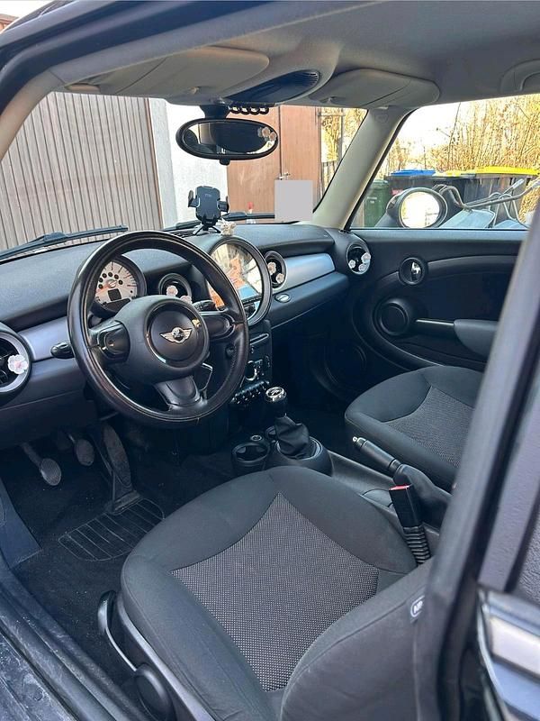 Gebraucht Mini Cooper 122 PS (89 kW) 2011 Schwarz Kleinwagen