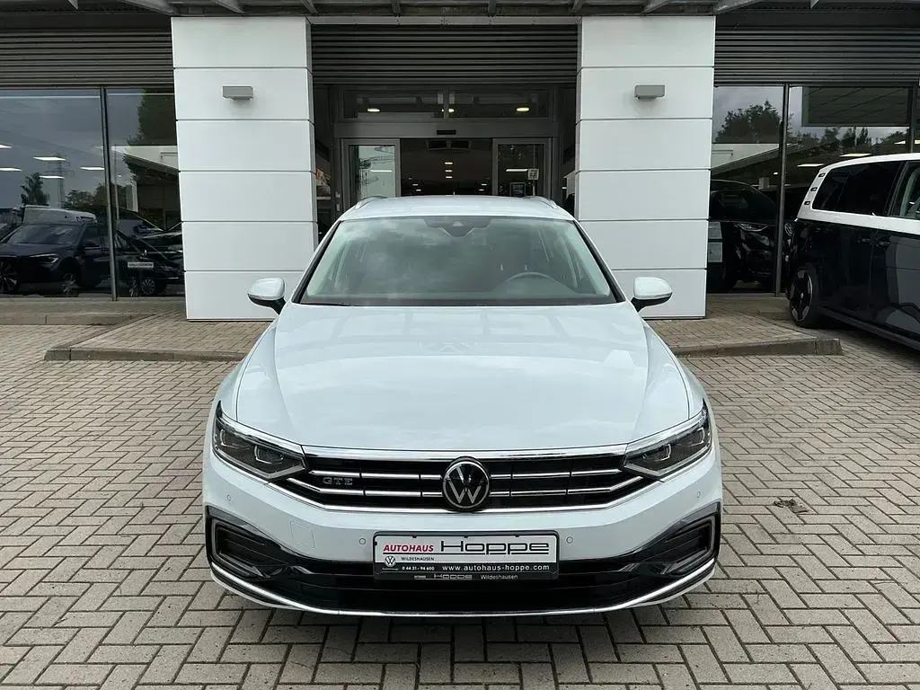 Gebraucht VW Passat GTE 218 PS (160 kW) 2022 Weiß Kombi