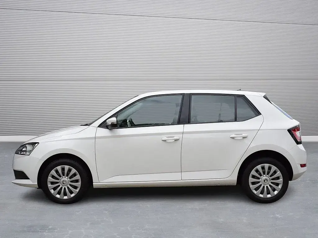 Gebraucht Skoda Fabia Cool Plus 60 PS (44 kW) 2020 Weiß Limousine
