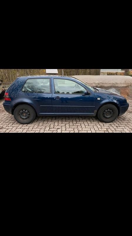 Gebraucht VW Golf IV 75 PS (55 kW) 2000 Blau Limousine