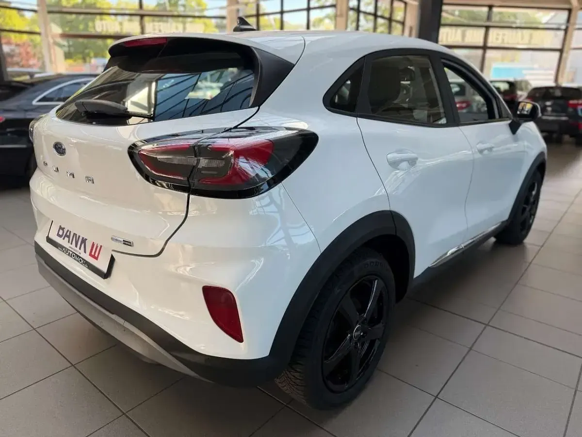 Usata Ford Puma Titanium 125 CV (91 kW) 2020 Bianco SUV