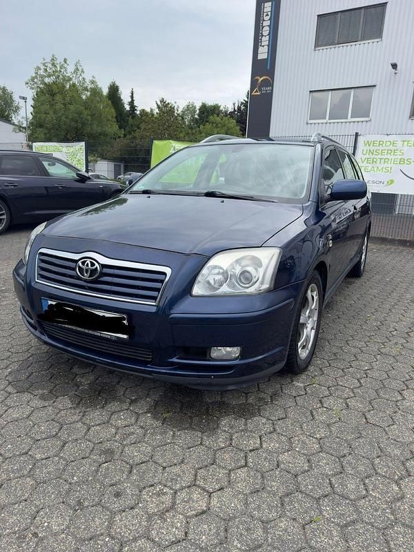 Schwarz Gebraucht 2004 Toyota Avensis Kombi | 1.600 € (Fairer Preis) - Bild 1/4