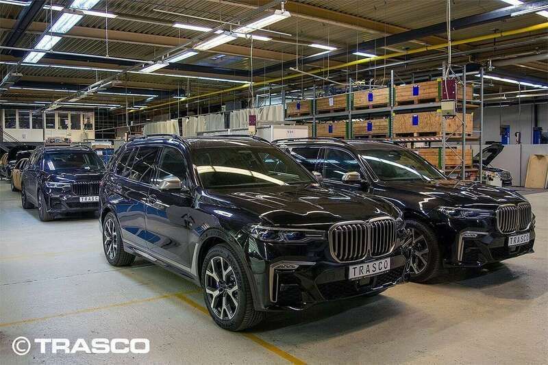 Neu BMW X7 340 PS (250 kW) 2025 Schwarz SUV