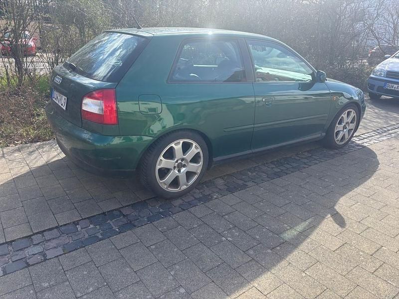 Gebraucht Audi A3 Ambiente 125 PS (91 kW) 1997 Grün Kleinwagen