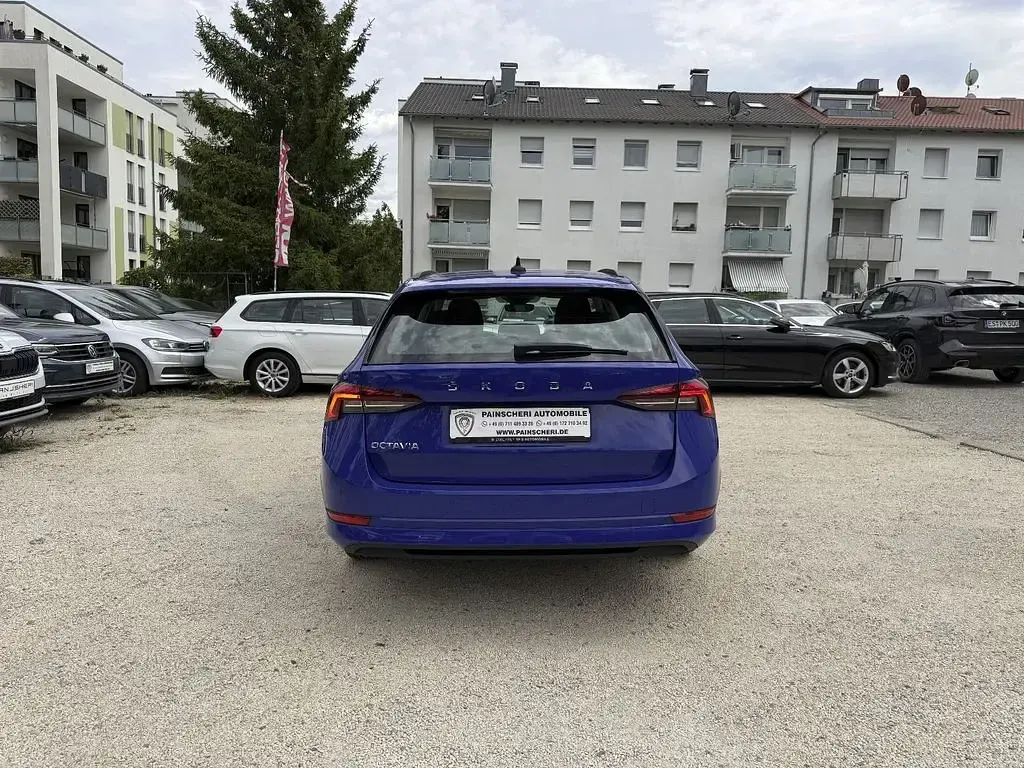 Gebraucht Skoda Octavia Ambition 150 PS (110 kW) 2020 Blau Kombi