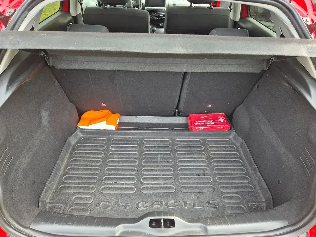 Gebraucht Citroën C4 Cactus Shine 102 PS (75 kW) 2019 Rot Kleinwagen