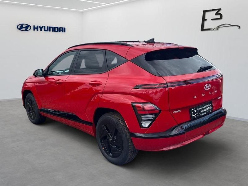 Neu Hyundai Kona Trend 150 kW (204 PS) 2025 Rot SUV