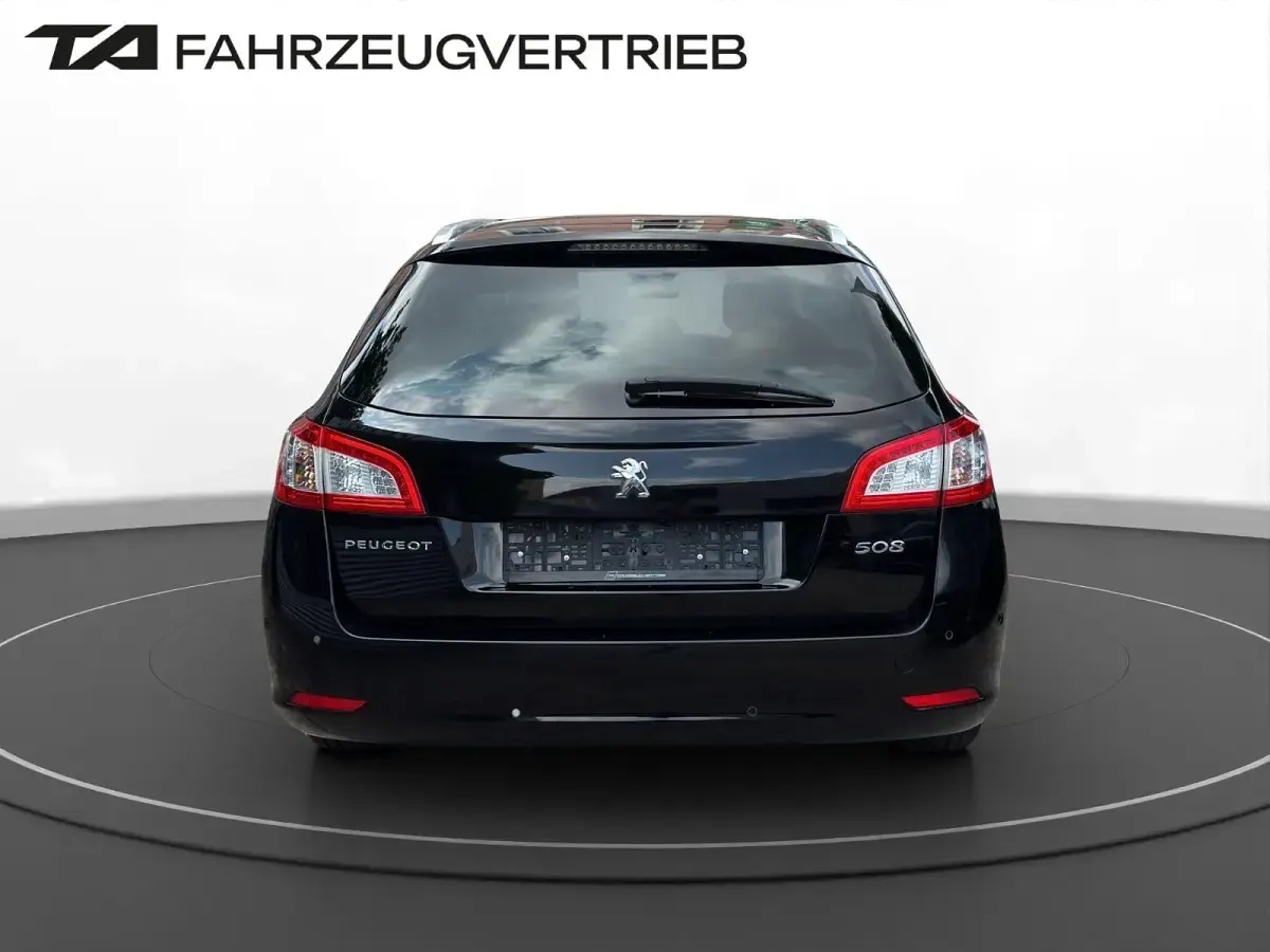 Gebraucht Peugeot 508 SW Active 165 PS (121 kW) 2014 Schwarz Kombi
