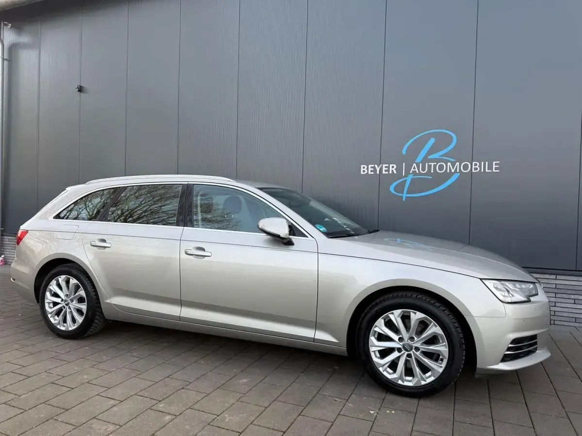 Brugt Audi A4 Design 150 HK (110 kW) 2017 Sølv Stationcar