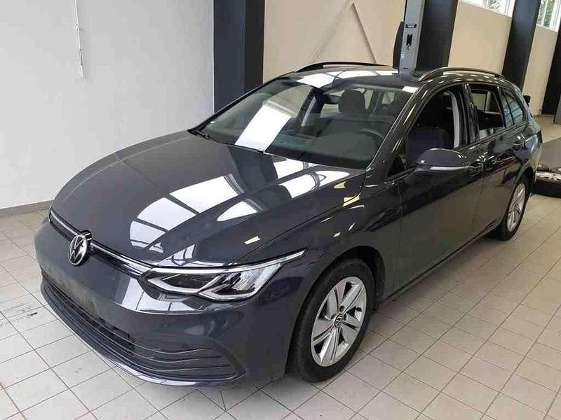 Uranograu Gebraucht 2021 VW Golf VIII Life Kombi | 19.440 € (Guter Preis) - Bild 1/4