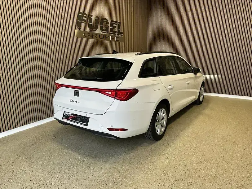 Brugt Seat Leon ST Style 150 HK (110 kW) 2021 Hvid Stationcar