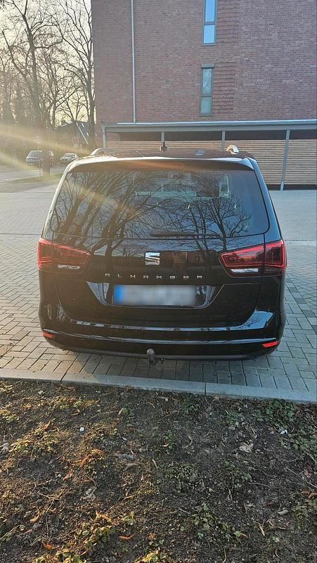 Gebraucht Seat Alhambra Reference 150 PS (110 kW) 2015 Schwarz Van / Kleinbus