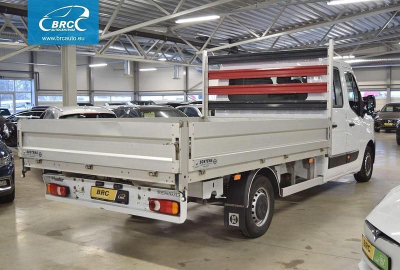 Gebraucht Renault Master 145 PS (106 kW) 2023 Weiß Limousine