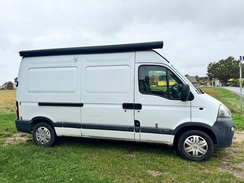 Weiß Gebraucht 2004 Opel Movano Van | 9.999 € - Bild 1/4