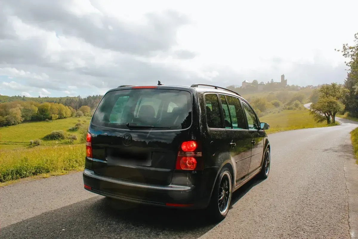 Gebraucht VW Touran 102 PS (75 kW) 2007 Schwarz Van / Kleinbus