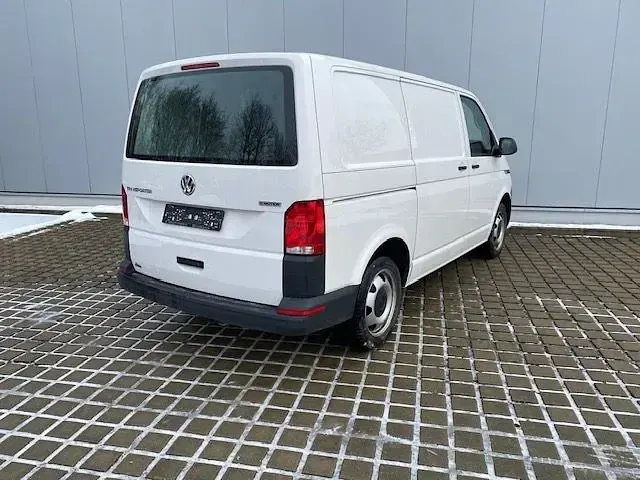 Gebraucht VW T6.1 Comfortline 150 PS (110 kW) 2020 Candy weiß Van