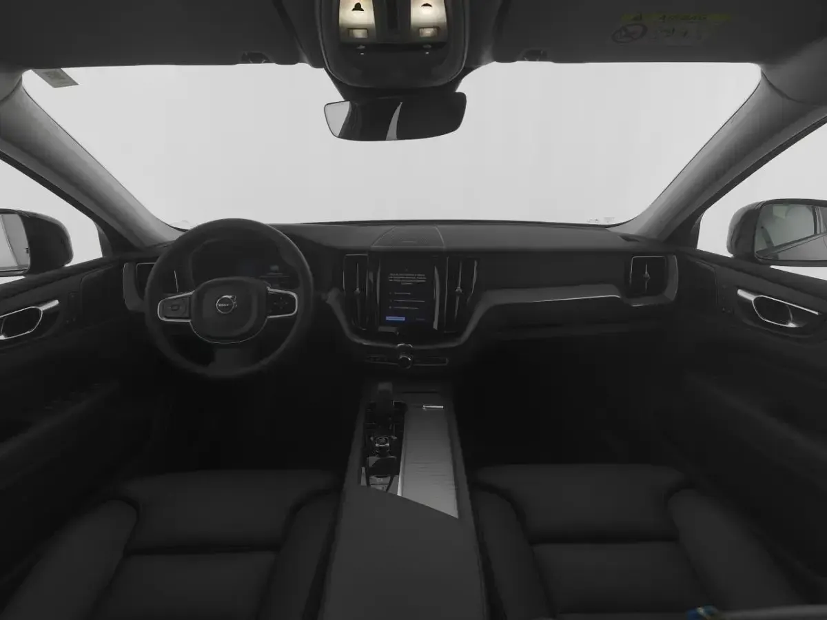 Second-hand Volvo XC60 Plus 249 CP (183 kW) 2024 Negru SUV