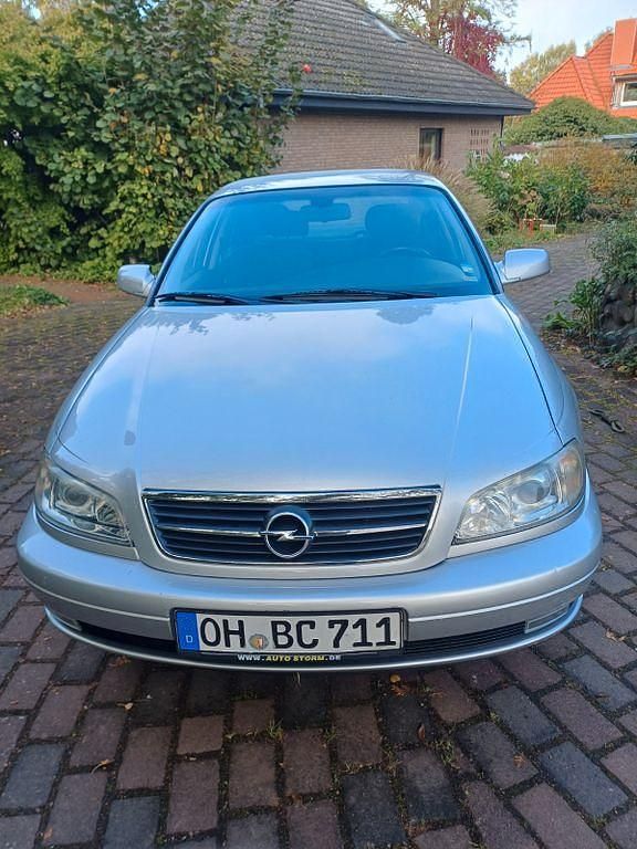Violet Gebraucht 2002 Opel Omega Selection Limousine | 2.999 € (Etwas zu teuer) - Bild 1/4