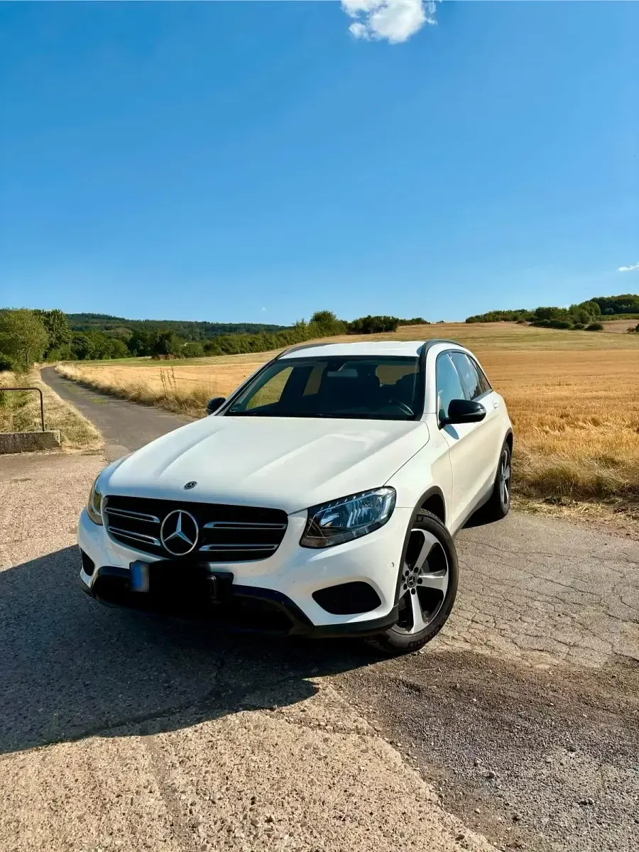 Gebraucht Mercedes GLC220 170 PS (125 kW) 2018 Weiß SUV