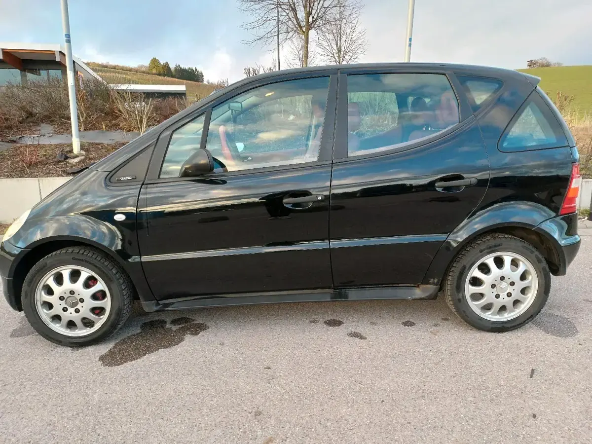 Gebraucht Mercedes A160 105 PS (77 kW) 2000 Schwarz Kleinwagen